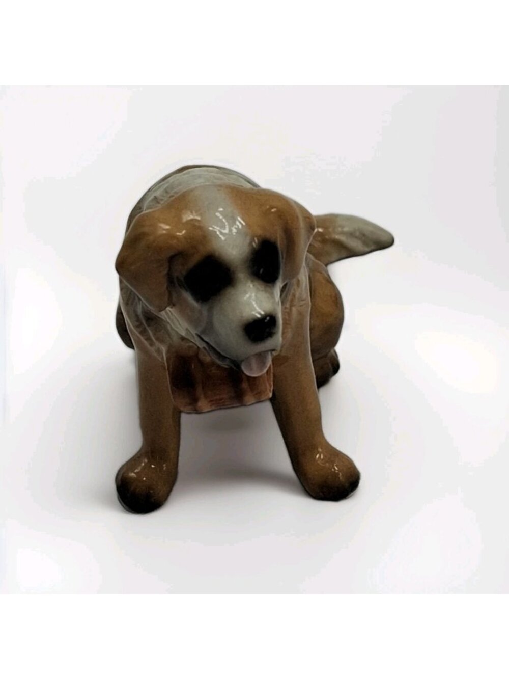Vtg Hagen Renaker St. Bernard Sitting Dog #3064 - Porcelain Trinket -